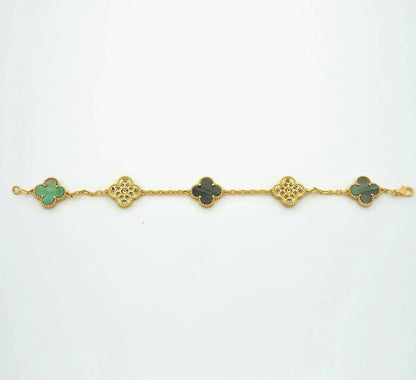 [LUCKY LOVE] CLOVER 5 MOTIF GRAY MOP BRACELET COLLECTION