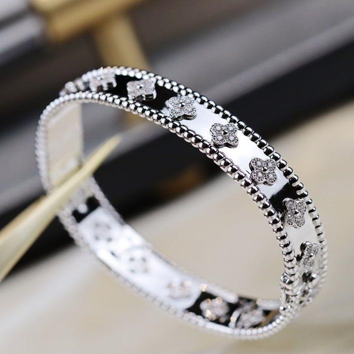 [LUCKY LOVE]CLOVER BRACELET 8MM DIAMONDS
