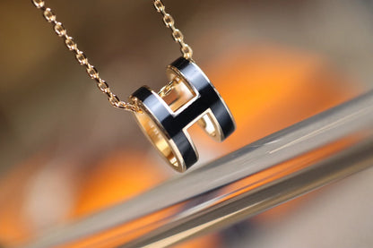 [LUCKY LOVE]POP H PEDANT PINK GOLD