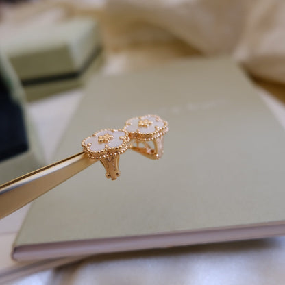 [LUCKY LOVE]LUCKY PINK GOLD WHITE MOP EARRINGS