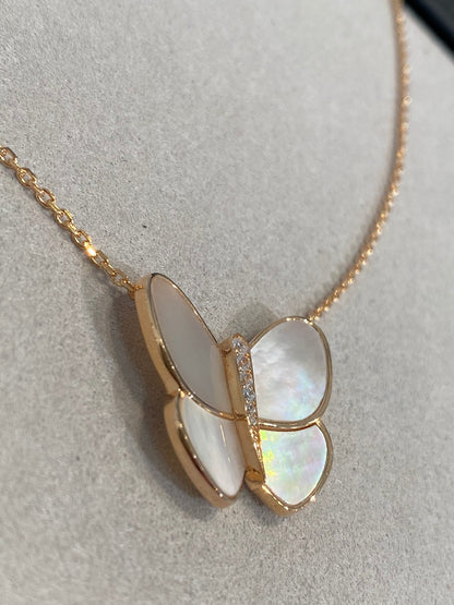 [LUCKY LOVE]BUTTERFLY GOLD MOP DIAMOND NECKLACE