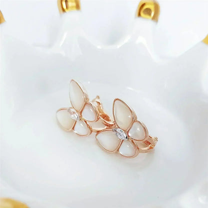 [LUCKY LOVE]BUTTERFLY MOP DIAMOND EARRINGS