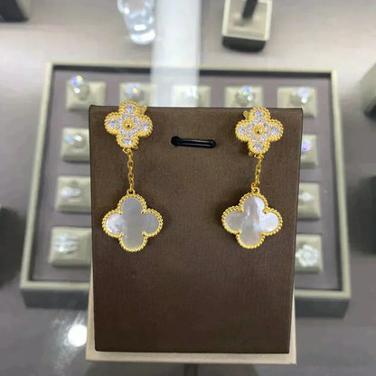 [LUCKY LOVE]CLOVER  2 MOTIFS  DIAMOND  EARRINGS (MULTIPLE CHOICESç´