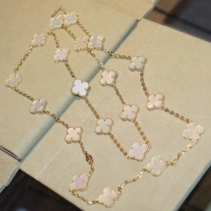 [LUCKY LOVE]CLOVER 20 MOTIFS WHITE MOP NECKLACE