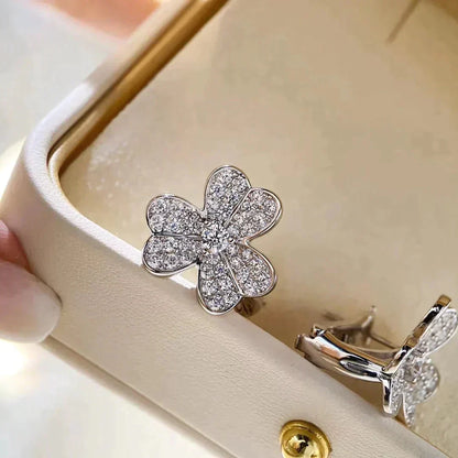 [LUCKY LOVE]CLOVER COMOS DIAMOND EARRINGS SILVER
