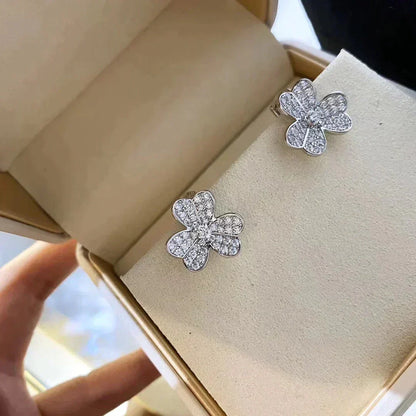 [LUCKY LOVE]CLOVER COMOS DIAMOND EARRINGS SILVER