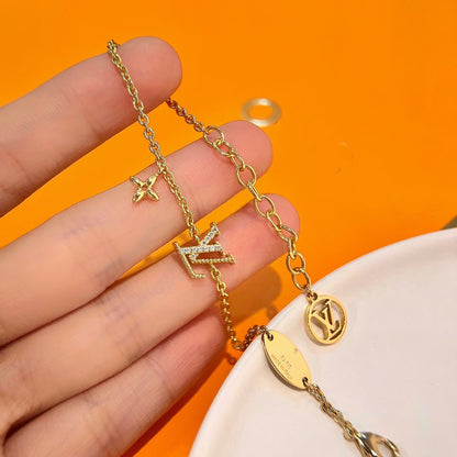[LUCKY LOVE]LOGO STAR MOTIF GOLD BRACELET