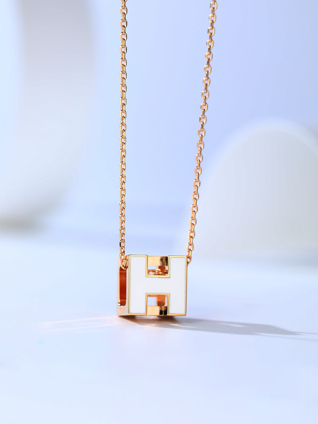 [LUCKY LOVE]H CAGE PINK GOLD NECKLACE
