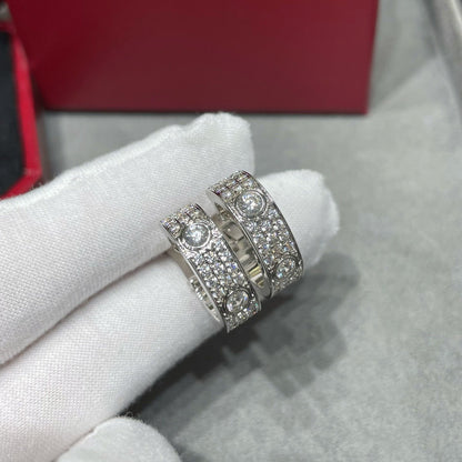 [LUCKY LOVE]LOVE 5.5MM DIAMOND PAVED EARRINGS