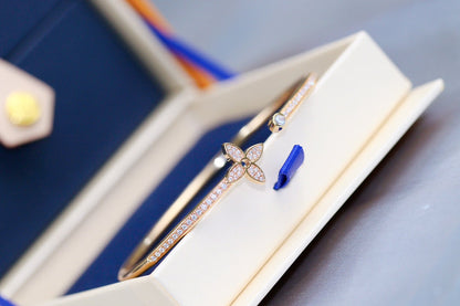[LUCKY LOVE]IDYLLE PINK GOLD OPEN BRACELET DIAMOND PAVED