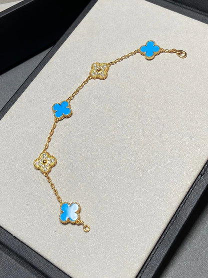 [LUCKY LOVE] CLOVER 5 MOTIF BLUE AGATE BRACELET COLLECTION