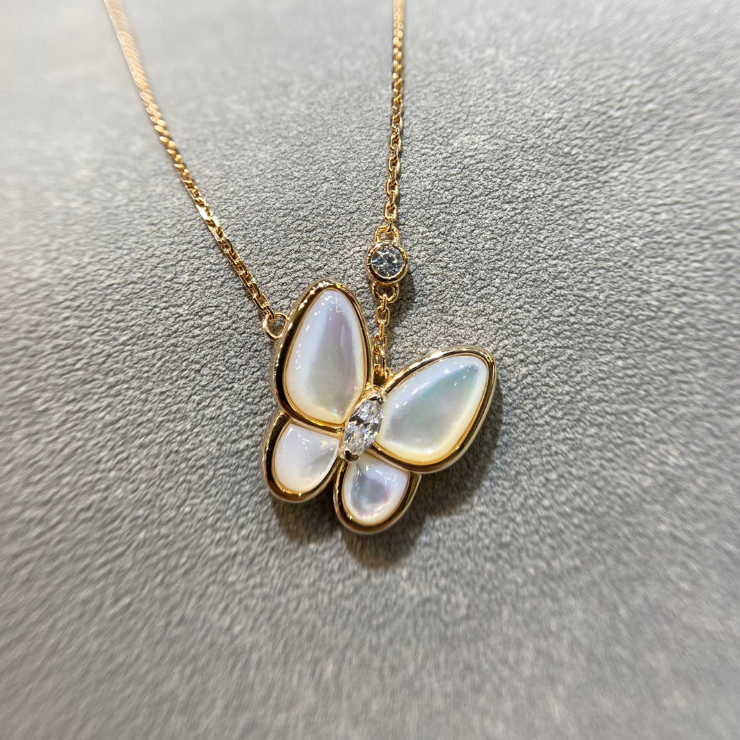 [LUCKY LOVE]BUTTERFLY MOP DIAMOND NECKLACE
