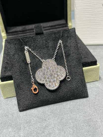 [LUCKY LOVE]CLOVER 25MM LARGE PENDANT DIAMOND PAVED SILVER NECKLACE