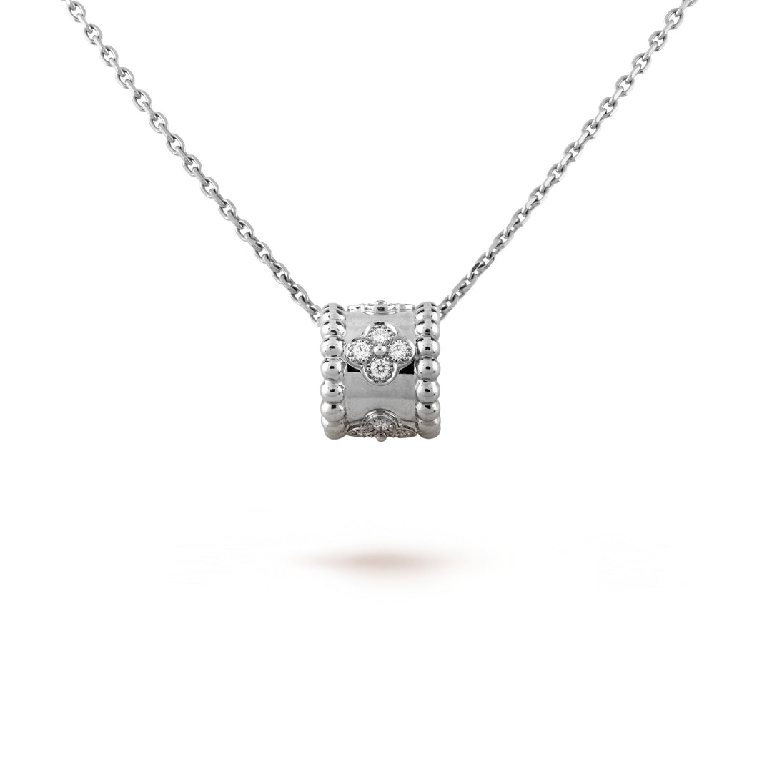 [LUCKY LOVE]PERLEE PEDANT SIVLER DIAMOND NECKLACE