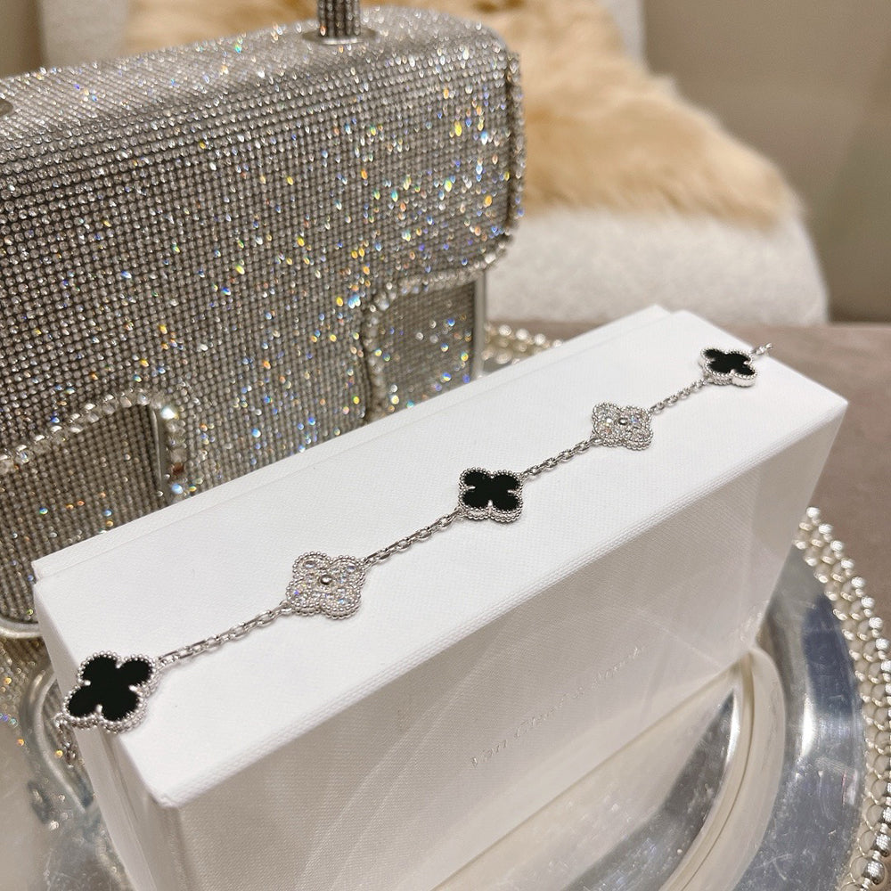 [LUCKY LOVE]CLOVER 5 MOTIF ONYXS DIAMOND BRACELET SILVER