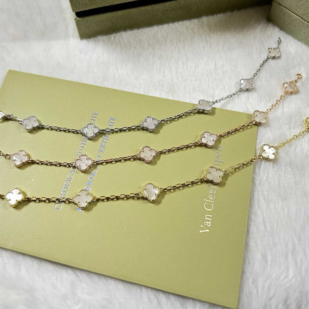 [LUCKY LOVE]CLOVER 6 MOTIF WHITE MOP BRACELET
