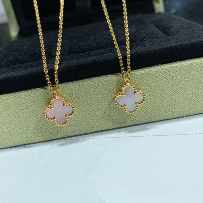 [LUCKY LOVE]CLOVER 9.5MM PINK MOTHER OF PEARL SINGLE FLOWER NECKLACE