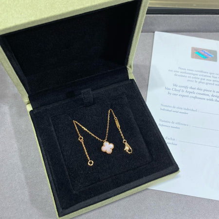 [LUCKY LOVE]CLOVER 9.5MM PINK MOTHER OF PEARL SINGLE FLOWER NECKLACE
