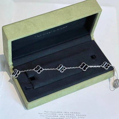 [LUCKY LOVE] CLOVER 5 MOTIF PULSAR STONE BRACELET COLLECTION