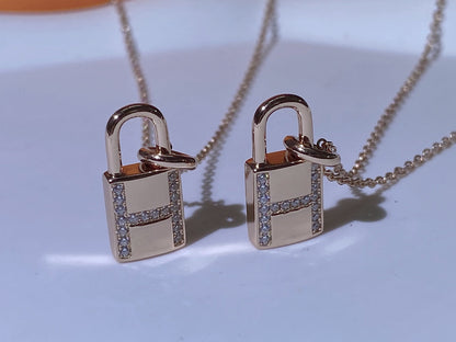 [LUCKY LOVE]HM ADVANCED NICHE LOCK HEAD NECKLACE DIAMONDS