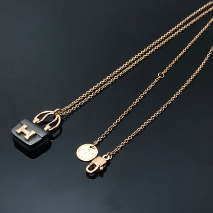 [LUCKY LOVE]WOMEN'S HM AMULETTES CONSTANCE PENDANT NECKLACE