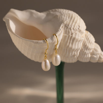 Dangling Pearl Diamond Earrings
