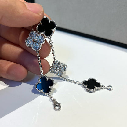 [LUCKY LOVE] CLOVER 5 MOTIF ONYXS BRACELET COLLECTION