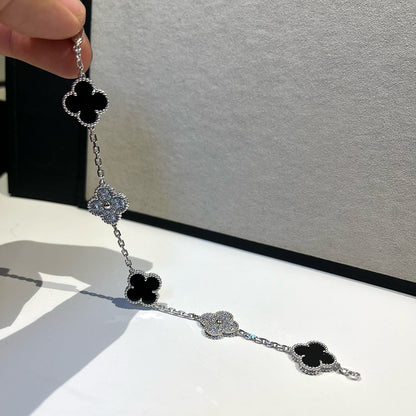 [LUCKY LOVE] CLOVER 5 MOTIF ONYXS BRACELET COLLECTION