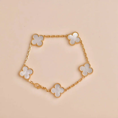 [LUCKY LOVE]CLOVER WHITE PEARL MOP 5 MOTIF BRACELET COLLECTION