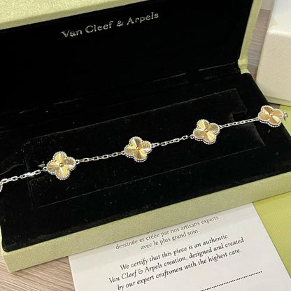 [LUCKY LOVE] CLOVER 5 MOTIF LASER BRACELET COLLECTION