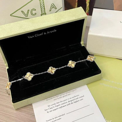 [LUCKY LOVE] CLOVER 5 MOTIF LASER BRACELET COLLECTION