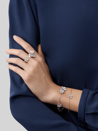 [LUCKY LOVE]FRIVOLE SILVER FLOWER DIAMOND BRACELET