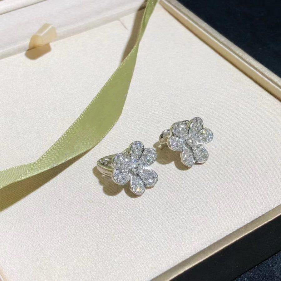 [LUCKY LOVE]FRIVOLE SILVER FLOWER DIAMOND EARRINGS