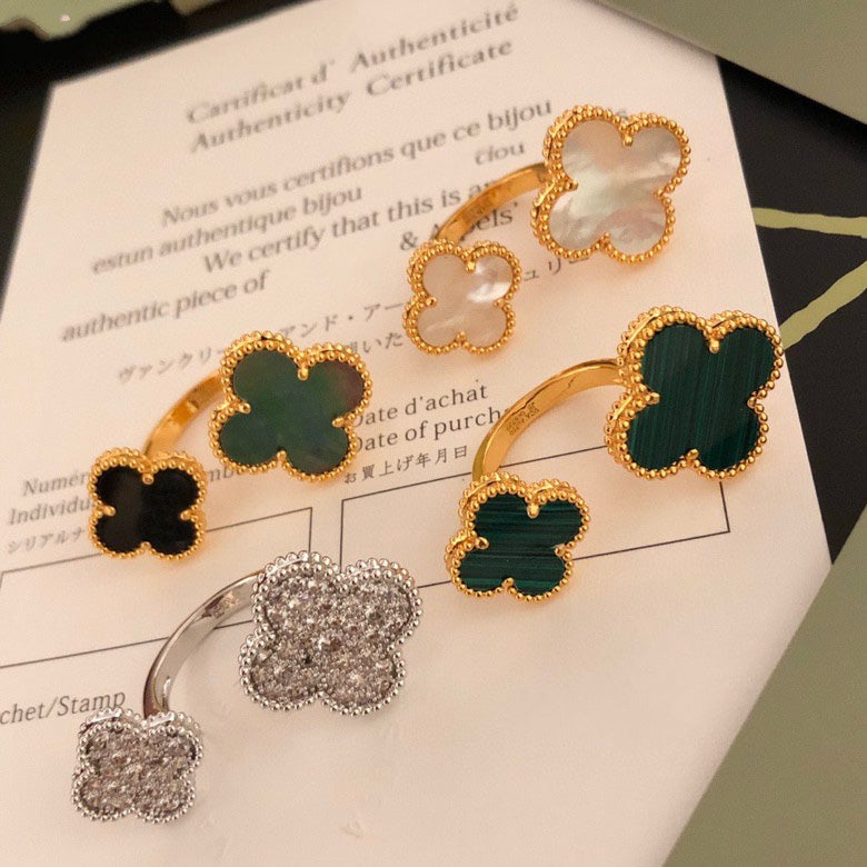 [LUCKY LOVE]CLOVER BETWEEN THE FINGER RING