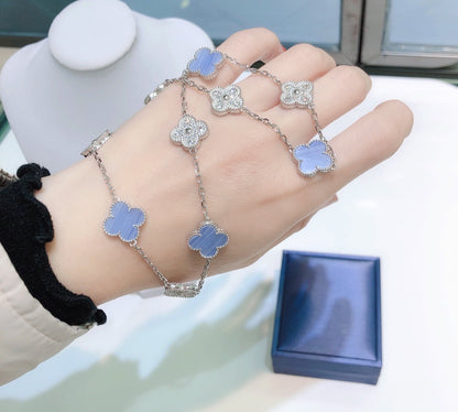 [LUCKY LOVE]CLOVER 10 MOTIFS CHALCEDONY DIAMONDS SILVER NECKLACE